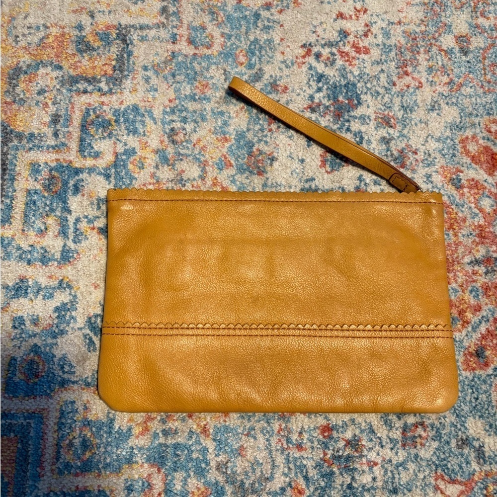 Banana Republic caramel leather scalloped edge wristlet/clutch